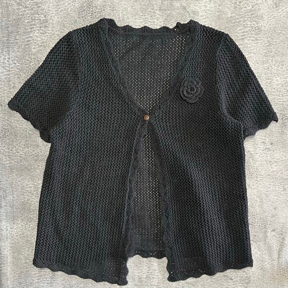 Crochet Short Sleeve Cardigan Top with Flower - Picture 1 of 6